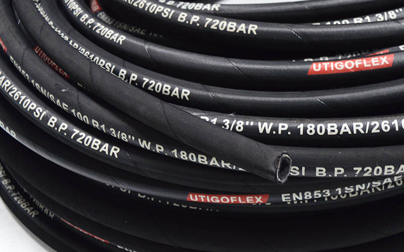 Canvas Surface Hydraulic Hose