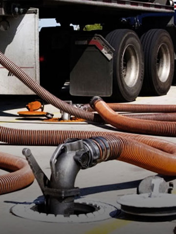 Tank Trucks & Suction Systems Tank Trucks & Suction Systems